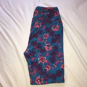 BRAND NEW- Full Length LulaRoe leggings